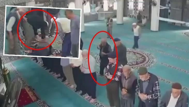 Namazda kalp krizi geçirdi, imdadına imam yetişti! Dehşet anları kamerada