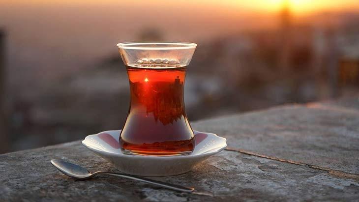 Demlikte kalan mucize Sakın dökmeyin, pahalı kozmetik ürünlerine taş çıkartıyor