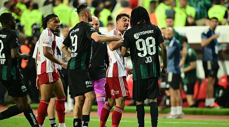 Antalyaspor Süper Lige veda etti