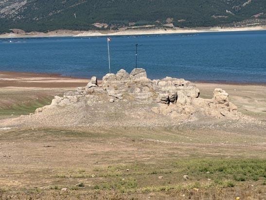 Yürüyerek gidiliyordu Geriye sadece bu manzara kaldı Yürüyerek gidiliyordu Geriye sadece bu manzara kaldı