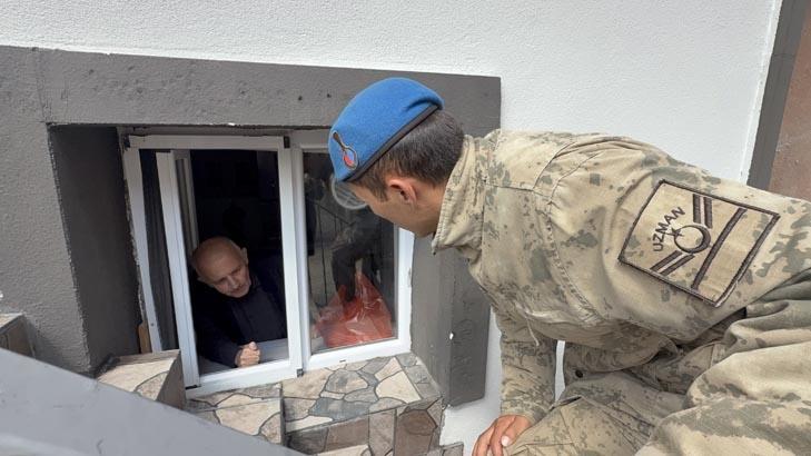 Kentte baraj alarmı 15 mahalle ile 7 köy tahliye ediliyor, sokaklara kum torbalı setler çekildi
