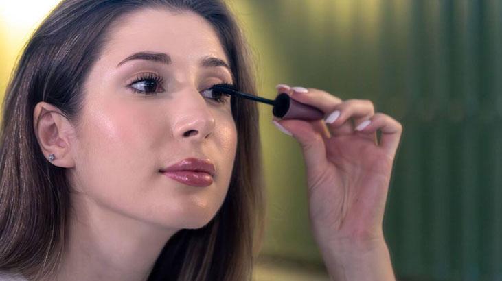 2026nın gizli makyaj tekniği Filtre etkisi veriyor: Blurry