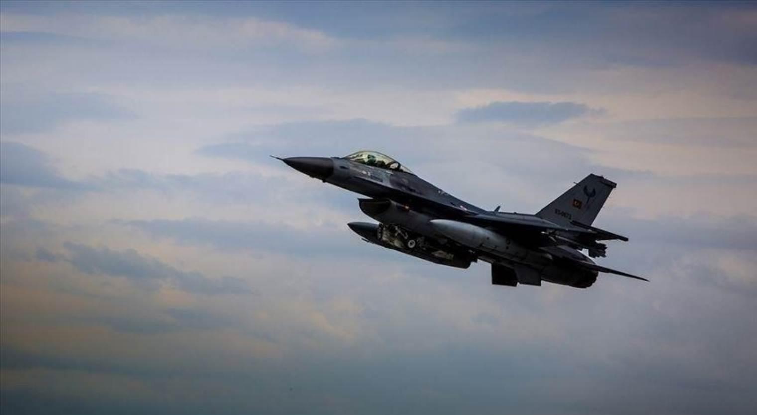 'Mavi Vatan yasası' gerginliği ortasında Yunanistan'dan F-16 adımı! Doğu Akdeniz'de askeri hamle
