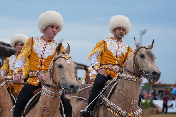8. Etnospor Kültür Festivali kapılarını açtı İstanbul’da renkli görüntülere sahne olan festivalden kareler 8. Etnospor Kültür Festivali kapılarını açtı İstanbul’da renkli görüntülere sahne olan festivalden kareler