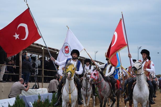 8. Etnospor Kültür Festivali kapılarını açtı İstanbul’da renkli görüntülere sahne olan festivalden kareler 8. Etnospor Kültür Festivali kapılarını açtı İstanbul’da renkli görüntülere sahne olan festivalden kareler