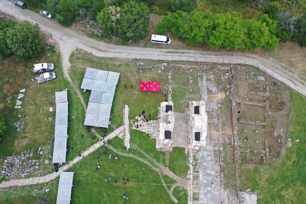 14 metrelik pide görenleri şaşkına çevirdi Aydın’da tarihi lezzet şovu