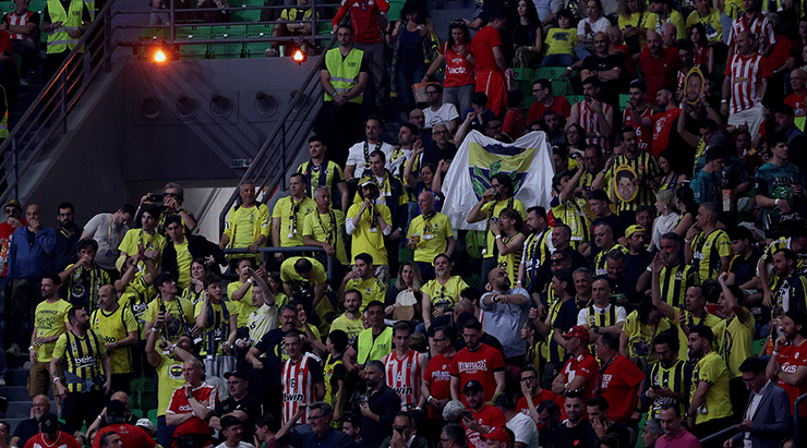 Fenerbahçe kulübünden Euroleague organizasyonuna tepki Tribünden fotoğraflar