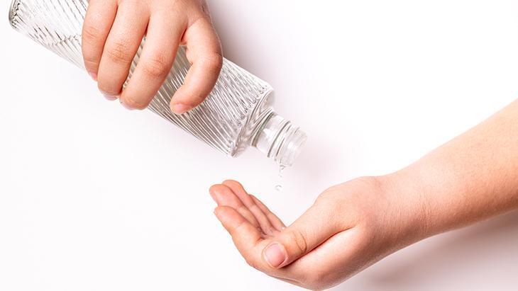 Misafirleriniz bu kokunun sırrını soracak Ev yapımı alkolsüz kolonya