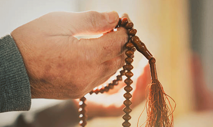 İSTANBULDA BAYRAM NAMAZI SAATİ KAÇTA
