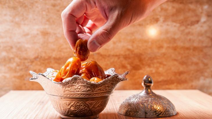 AREFE GÜNÜ SAHUR SAAT KAÇTA