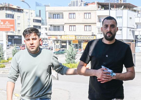 Acemi kasaplar hastanelere koştu Bu bayram da manzara değişmedi