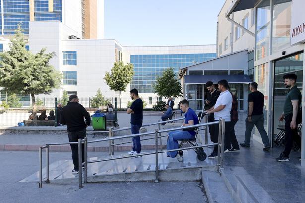 Acemi kasaplar hastanelere koştu Bu bayram da manzara değişmedi
