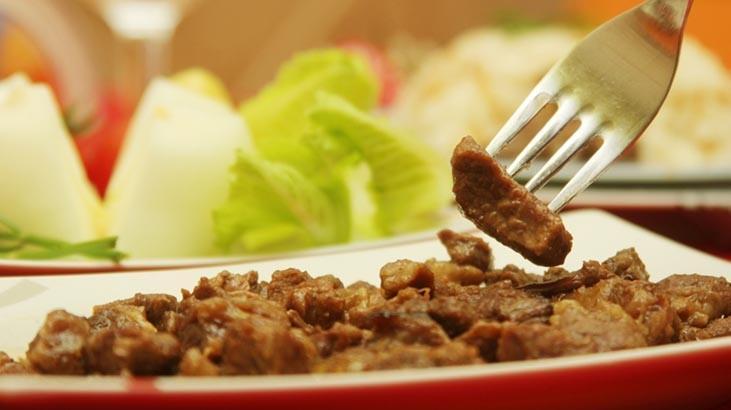 Lokum gibi ağızda eriyen kavurma tarifi Bu baharatları koymayın, lastiğe dönmesin