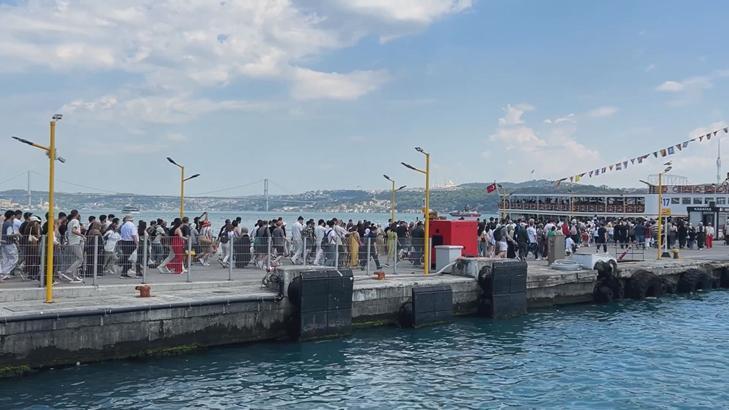 Bayramın 2’nci günü akın ettiler: Sözde İstanbul boş demişlerdi bekleme süresi 4 saati buldu