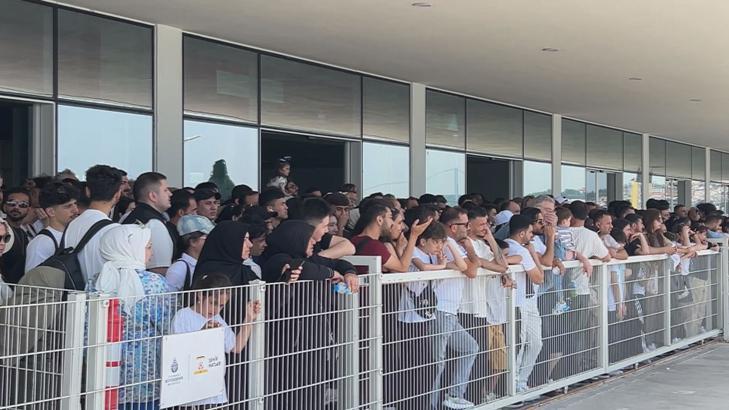 Bayramın 2’nci günü akın ettiler: Sözde İstanbul boş demişlerdi bekleme süresi 4 saati buldu