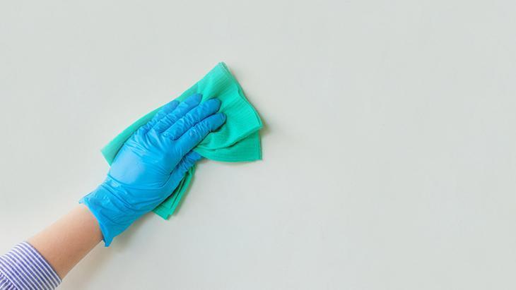 Duvarlardaki lekelere son Kalem ve yağ izlerini saniyeler içinde yok edin