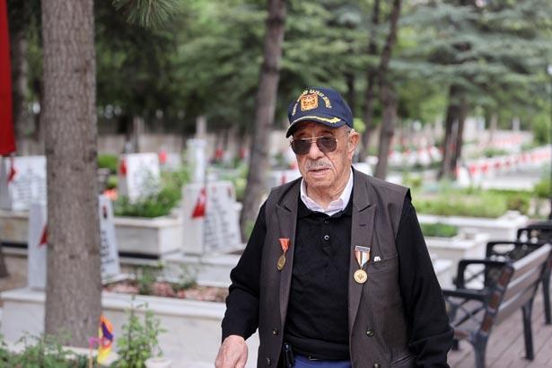 Göğsünde iki madalya, gurur dolu geçmiş: Babamı herkes tanırdı