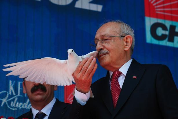 CHP Genel Başkanı Kemal Kılıçdaroğlu 2,5 yıl sonra Genel Merkezde