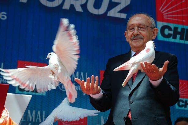 CHP Genel Başkanı Kemal Kılıçdaroğlu 2,5 yıl sonra Genel Merkezde