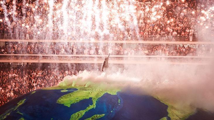 İstanbulda Kanye West rüzgarı Konserden müthiş görüntüler