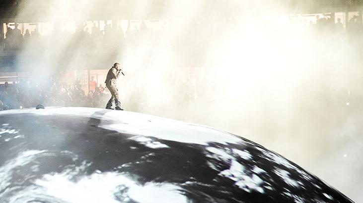 İstanbulda Kanye West rüzgarı Konserden müthiş görüntüler