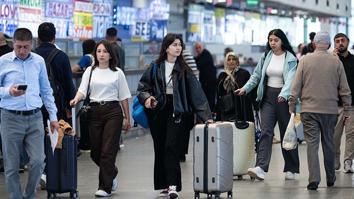 AŞTİ'de Kurban Bayramı tatili dönüşü yoğunluk oluştu