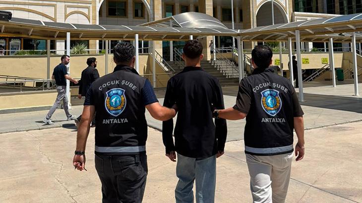 '12'den sonra Antalya'da devlet biziz' paylaşımı yapmıştı, gözaltına alındı