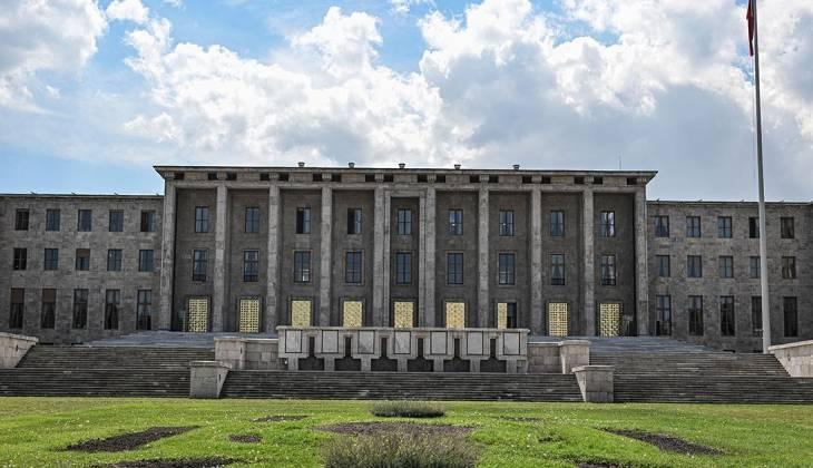 MECLİS TATİLİ NE ZAMAN BİTER