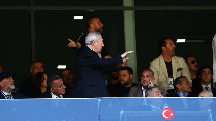 Fenerbahçe olağanüstü seçimli genel kurulunda arbede çıktı Aziz Yıldırımdan Ben buradayım tepkisi