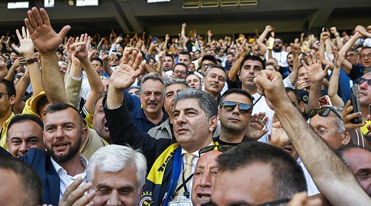 Fenerbahçe başkan adayı Hakan Safi seçim konuşmasını gerçekleştirdi