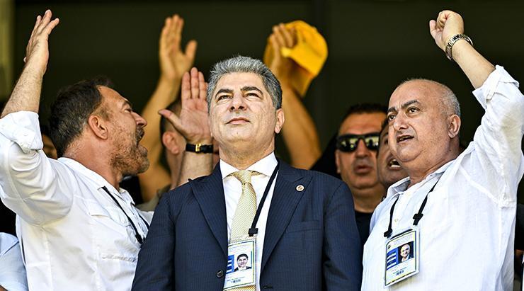 Fenerbahçe başkan adayı Hakan Safi seçim konuşmasını gerçekleştirdi