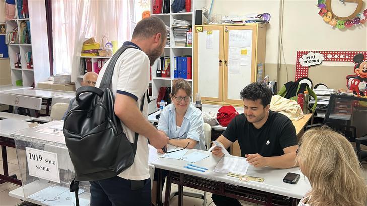 3 ilde seçim heyecanı Oy kullanma işlemi başladı