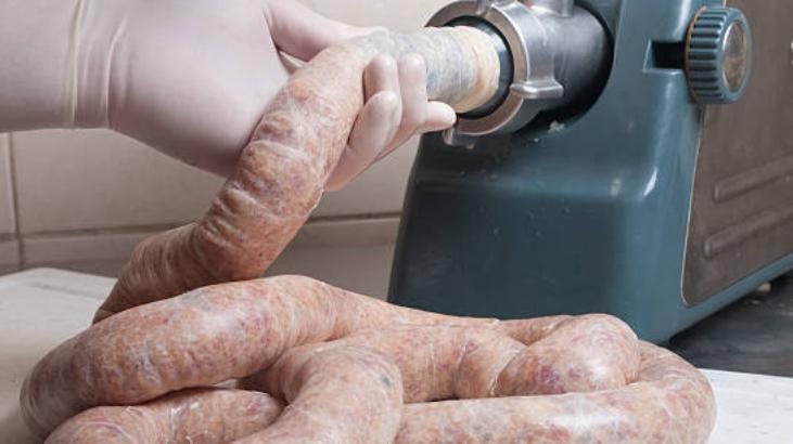 2 kilo ete 80 gram baharat Bağırsaksız sucuk yapın: Hiç dağılmıyor