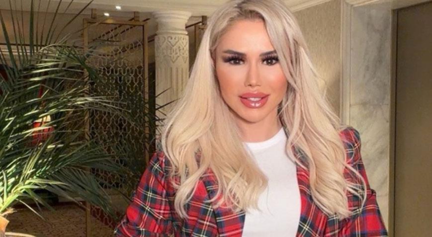 Ceylan ve Büşra Pekin’den nişanda sürpriz düet