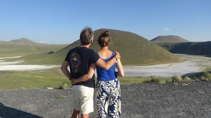 6 aydır yoldalar Hollandalı aile Türkiyede keşfetti: Yeniden doğmuş gibi hissediyorsunuz 6 aydır yoldalar Hollandalı aile Türkiyede keşfetti: Yeniden doğmuş gibi hissediyorsunuz
