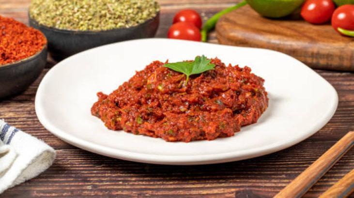 Ekmek banmaya doyamayacaksınız Mezelerin en lezzetlisi: Pratik acuka tarifi