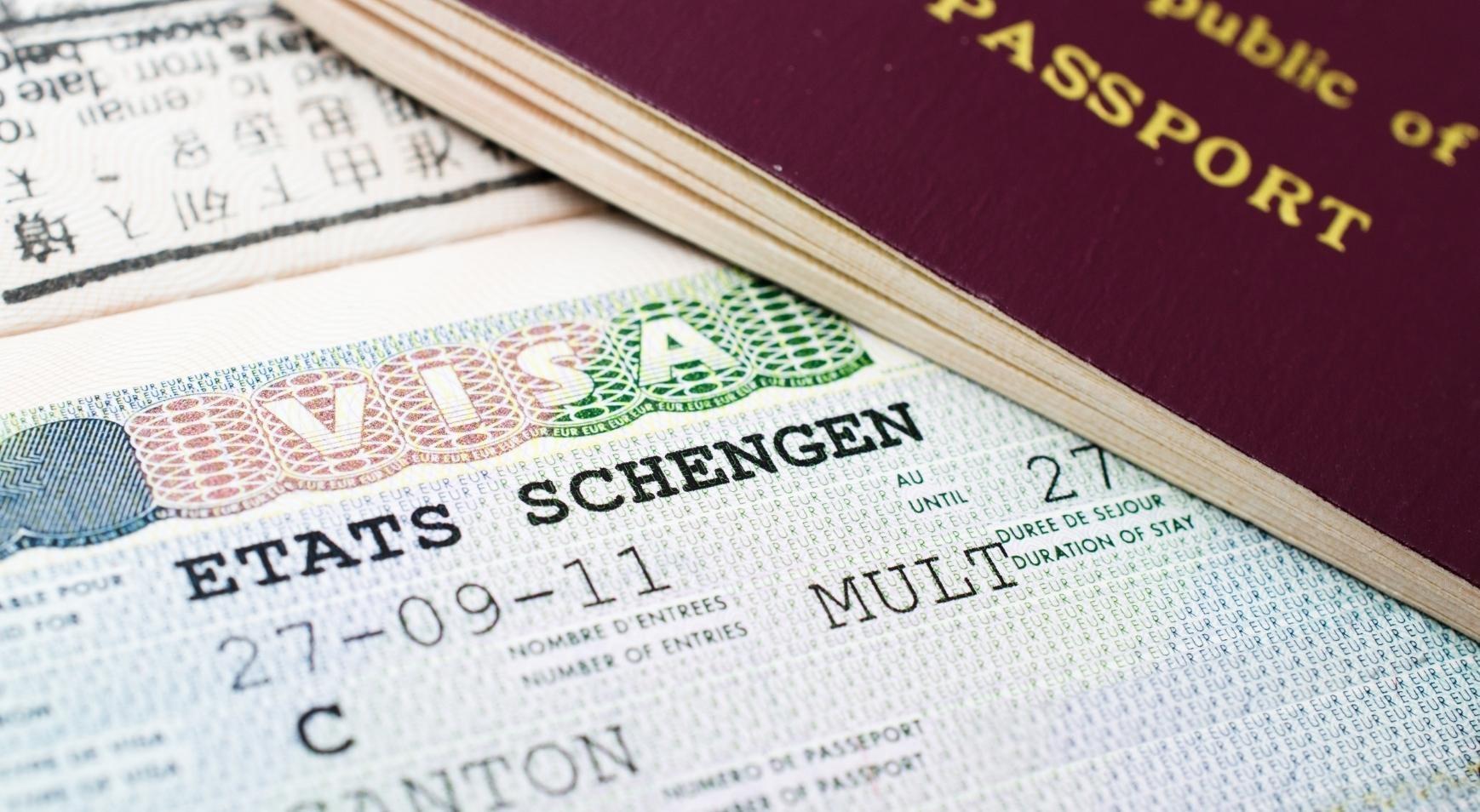 Schengen pasaport kontrolünde kriz İngiliz medyasından Türkiye önerisi