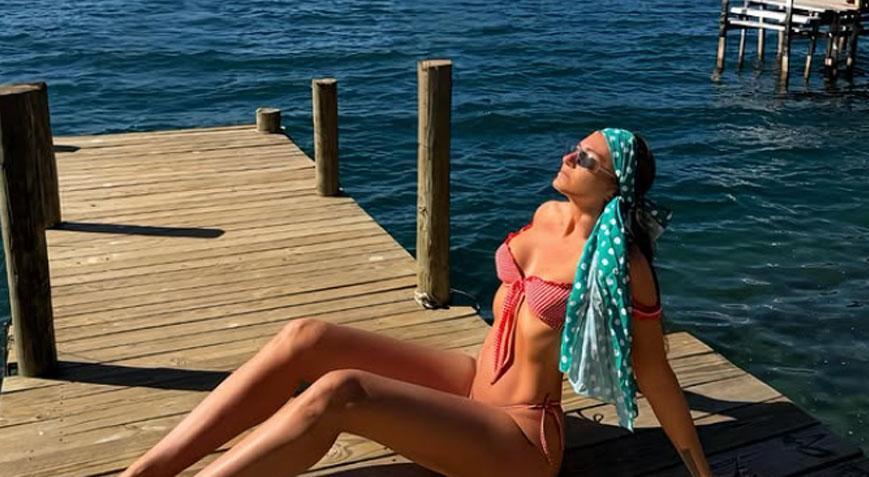 Eda Taşpınardan olay kombin Sabah koşusuna bikini ve çorapla çıktı
