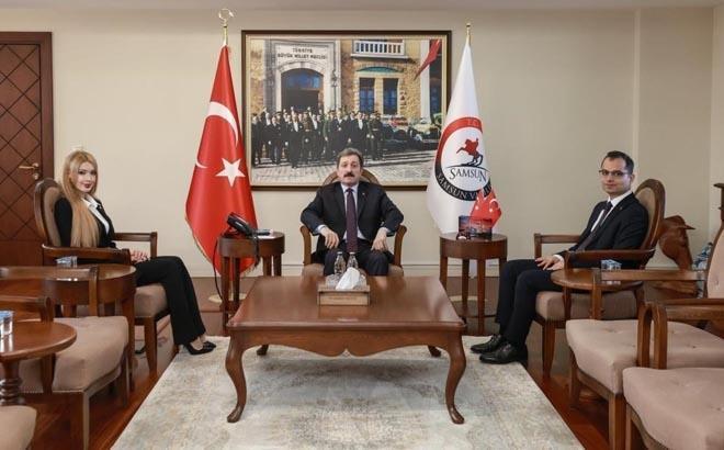Barbie Kaymakamın yeni görevi Bir ilk oldu