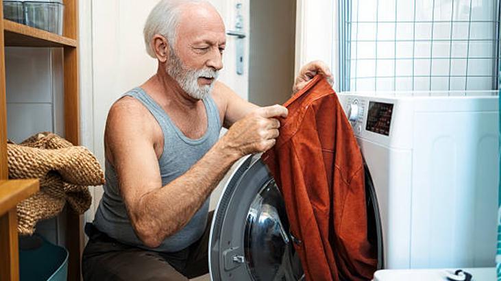 Kurutucuya 3 tane atın, ütü masasını unutun Kıyafetler dümdüz çıkıyor, buhar etkisi