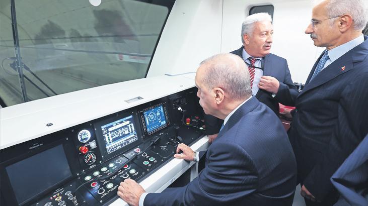 Türkiye’nin en uzun ve en hızlı metrosu açıldı