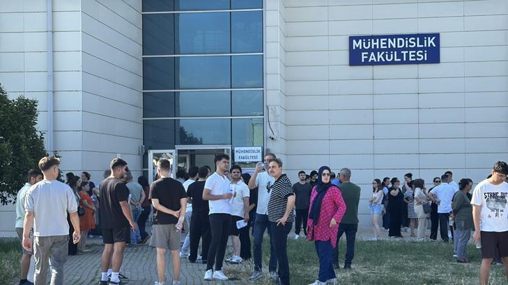 Üniversite yolunda kritik gün AYT heyecanı başladı