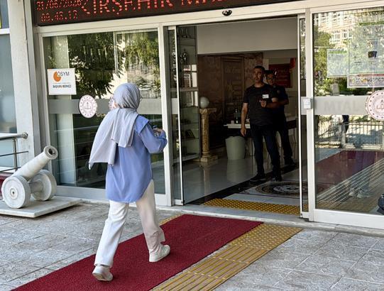Üniversite yolunda kritik gün AYT heyecanı başladı