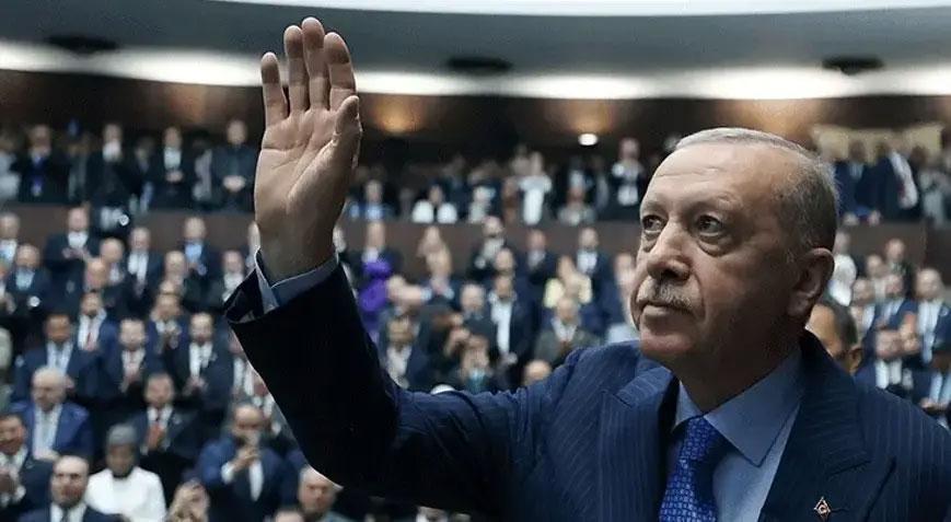 AK Parti'ye yeni katılımlar yolda! Hangi isimlerin adı geçiyor? İşte son kulis bilgileri