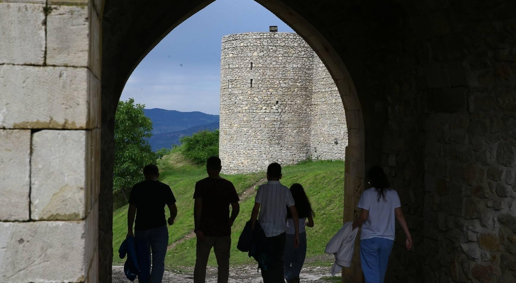 Ermenistan işgalinde ağır tahribata uğramıştı Yeniden ayağa kaldırılıyor