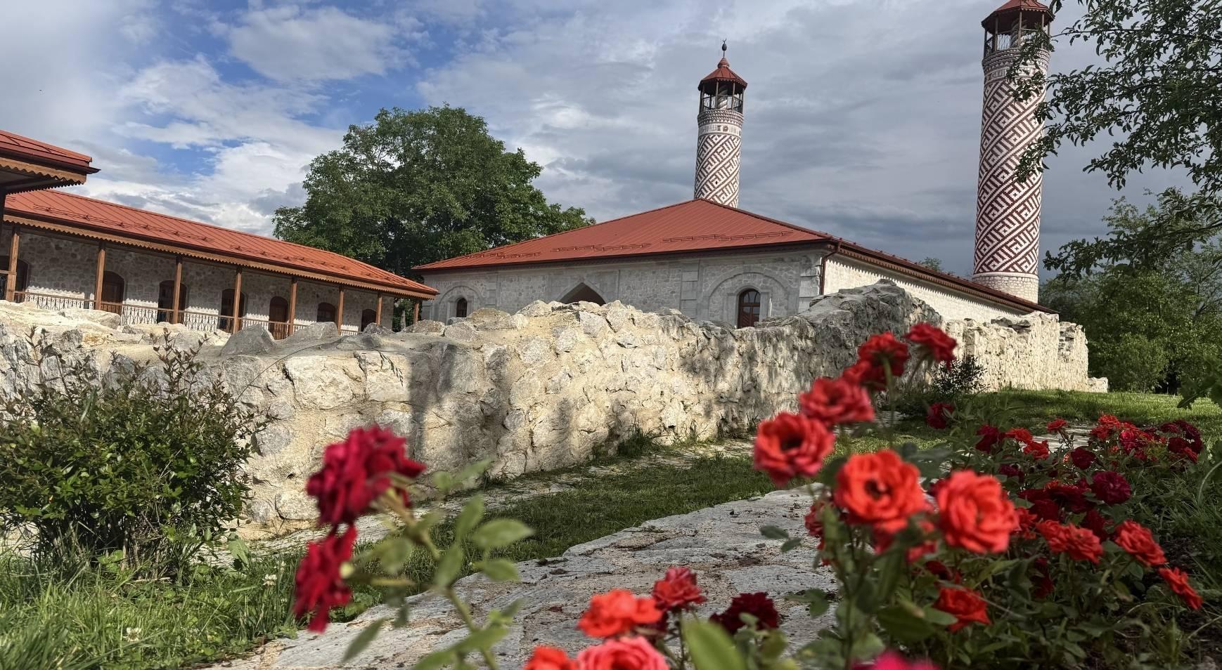 Ermenistan işgalinde ağır tahribata uğramıştı Yeniden ayağa kaldırılıyor