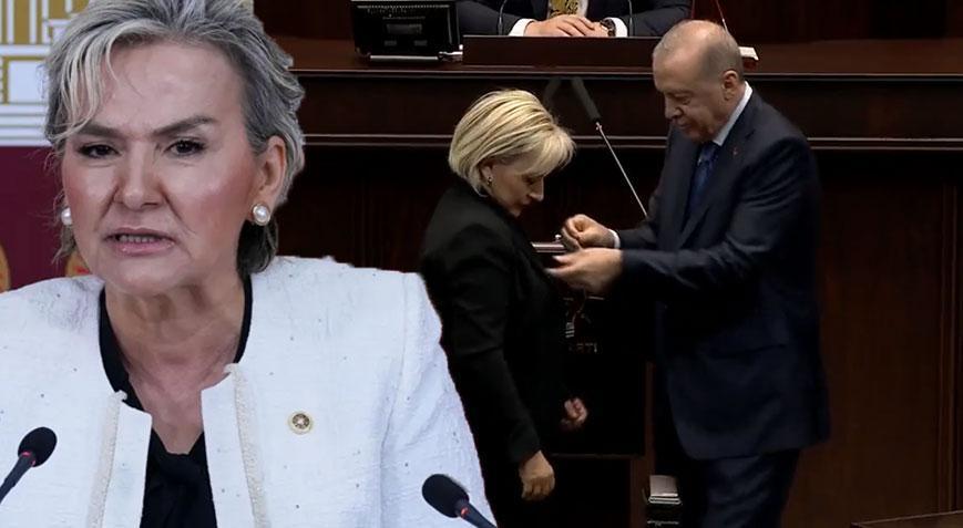 CHP’den istifa eden Nimet Özdemir AK Parti’de! Rozetini Cumhurbaşkanı Erdoğan taktı