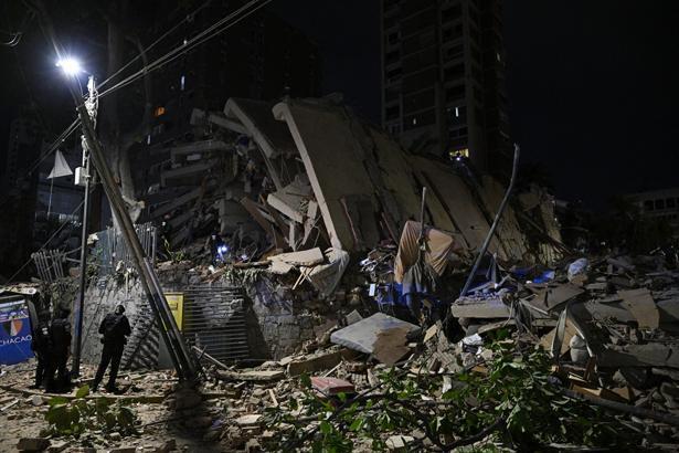 Venezuelada 39 saniye arayla iki büyük deprem Bölgeden korkunç görüntüler geliyor