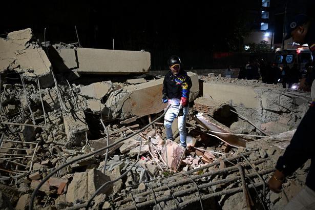 Venezuelada 39 saniye arayla iki büyük deprem Bölgeden korkunç görüntüler geliyor