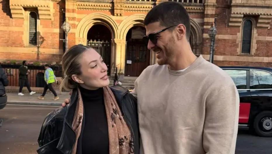 Amerikadan paylaştı Survivor Yiğit Poyraz ve sevgilisi Yasmin Erbilden yeni kare